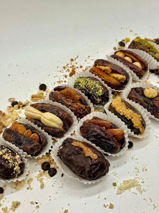 Medjool mixed Date Box – 12 Pieces
Gluten free